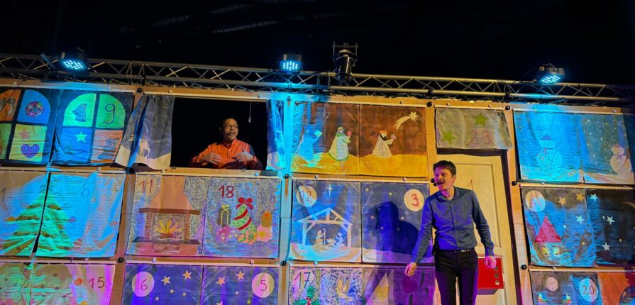 Un début d’Avent lumineux avec le spectacle « 24 fenêtres avant Noël »