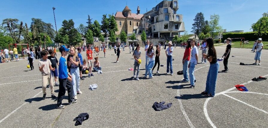 Une kermesse des lycéens de La Verpillière sous le soleil