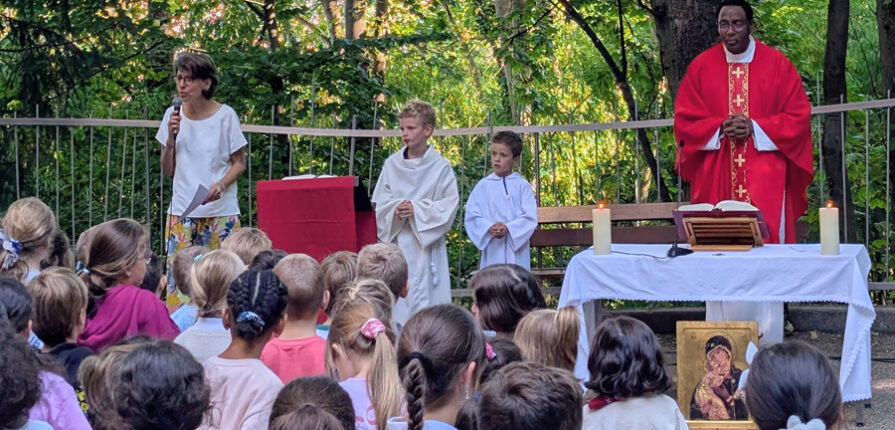 Une rentrée du primaire sous la bénédiction de Marie